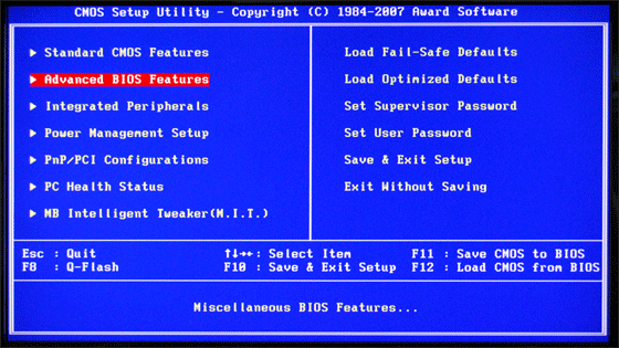 Típica pantalla principal de configuración de la BIOS.